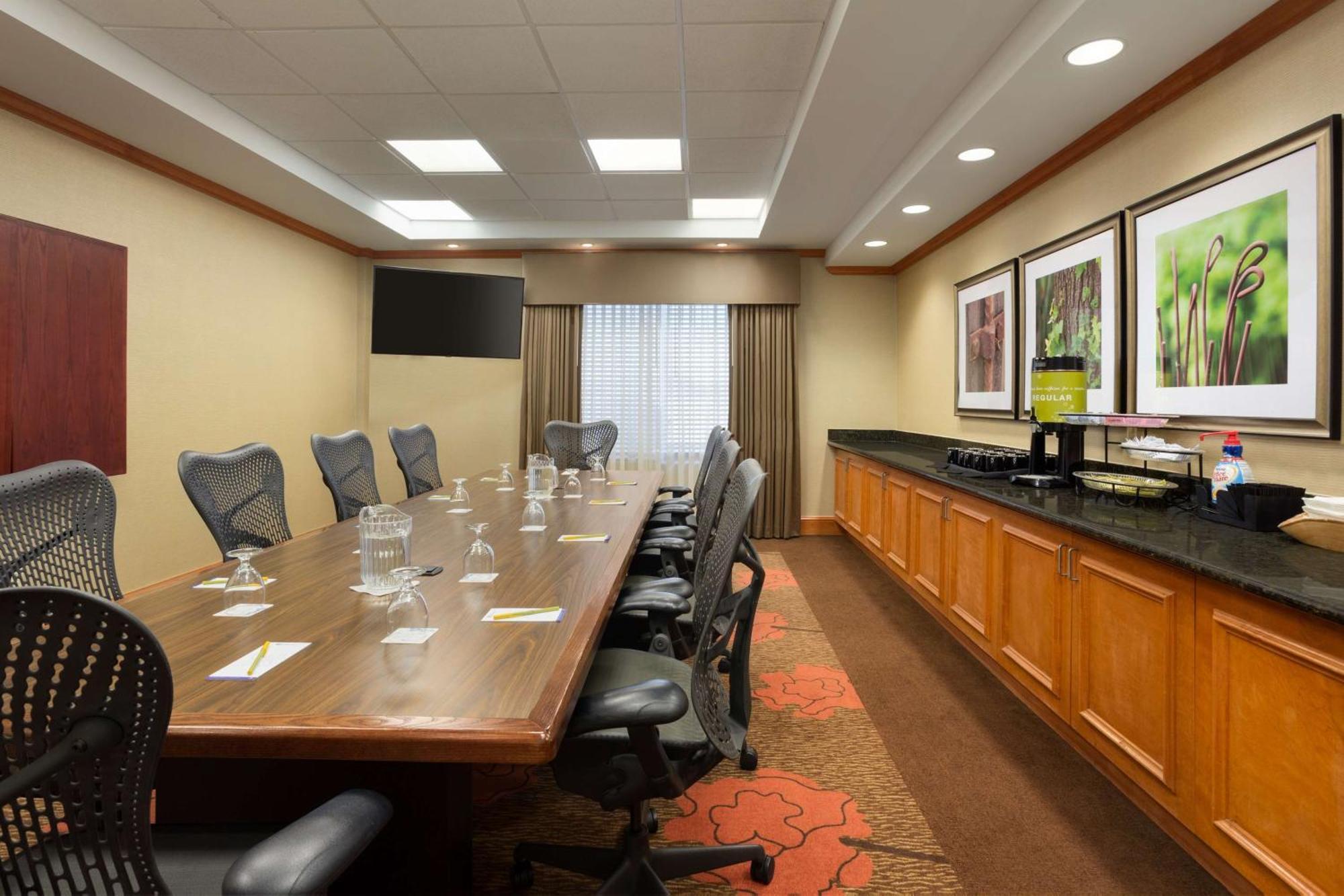 Hilton Garden Inn ווסט מונרו מראה חיצוני תמונה