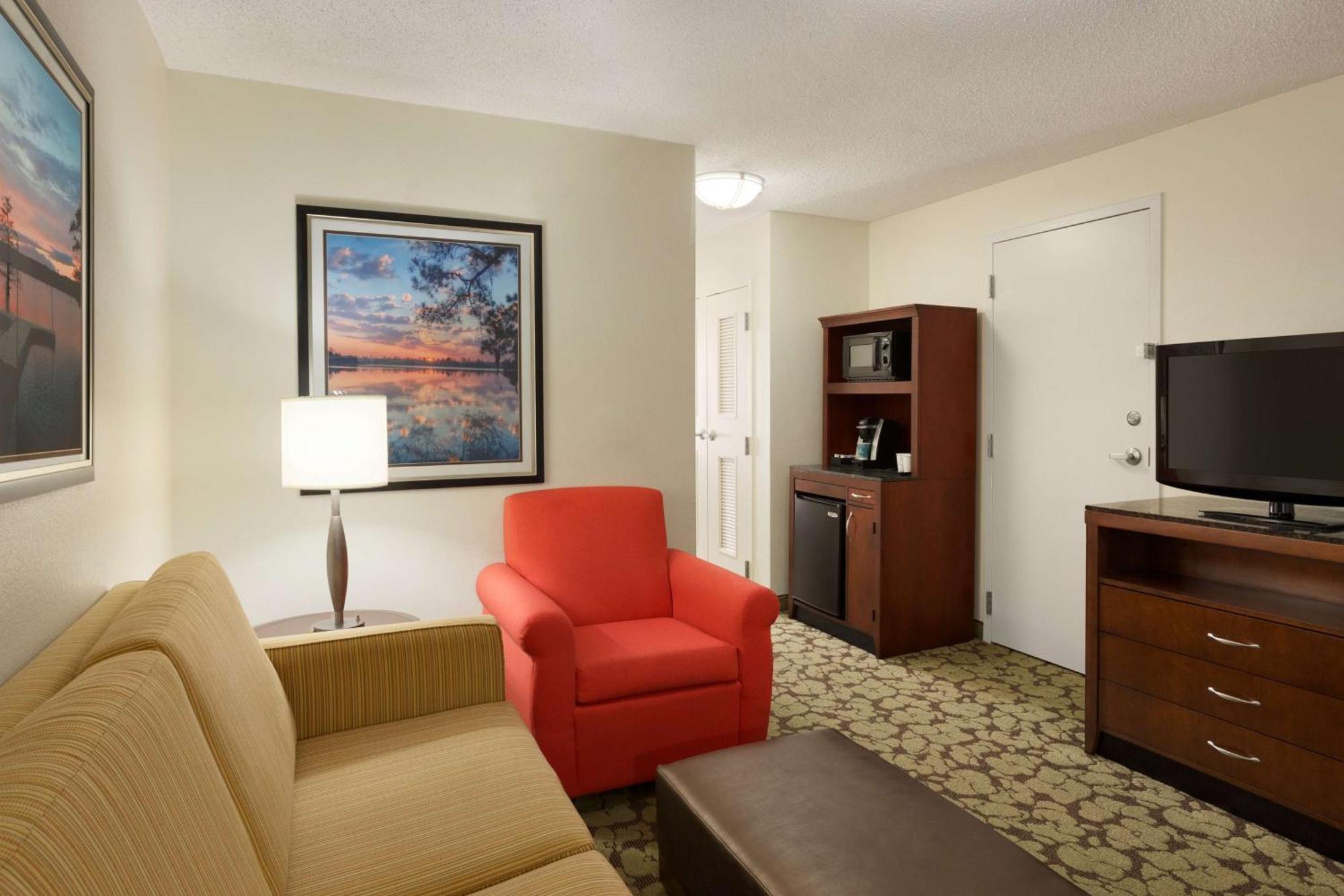 Hilton Garden Inn ווסט מונרו מראה חיצוני תמונה
